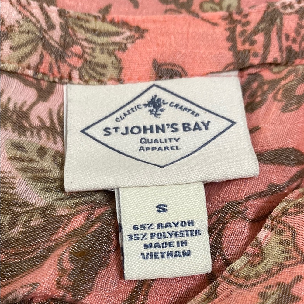 St. John's Bay Orange Floral Patterned Sleeveless Blouse with Tie Front - Picture 8 of 8